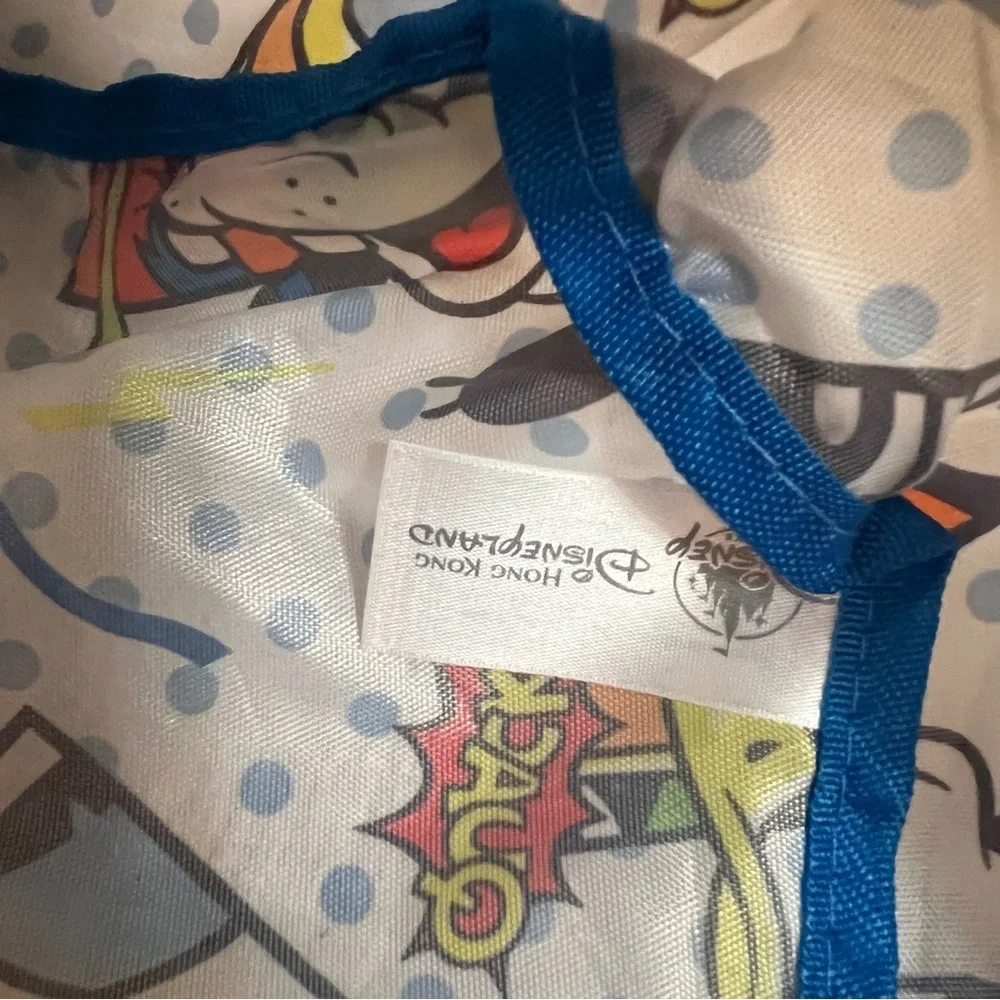 Disney parks Hong Kong bag Donald Duck blue white multicolor lightweight duffle